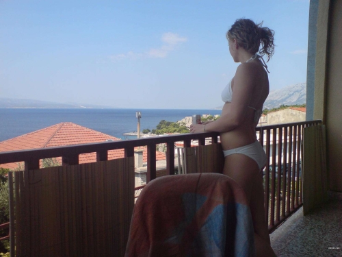 Beach Babes Porn: Hot Girls Get Naughty on Vacation