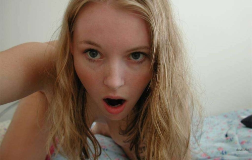 Sexy and Playful Girl Erotic Photoshoot - Hot and Naughty Babe in Seductive Poses
