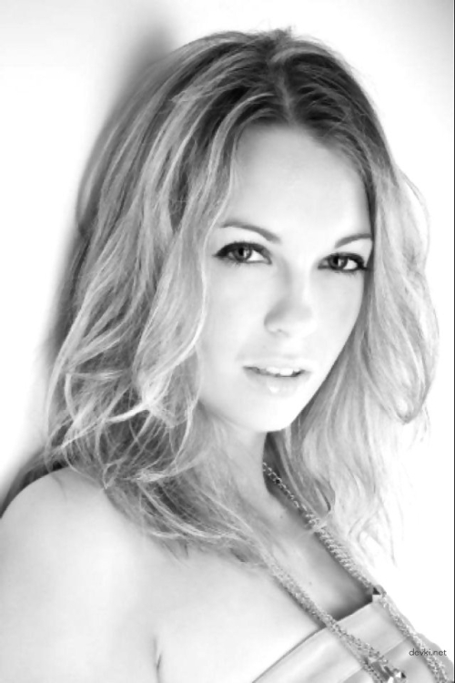 Private Erotic Photos of a Beautiful Girl: Explicit and Sensual Content for Adults
