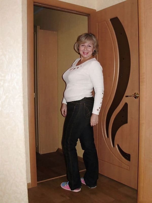 Mature Women in Clothes and Nude: Explicit Photoshoot with Mature Ladies