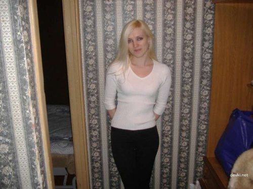 Blonde Bombshell's Personal Explicit Photos - XXX Content