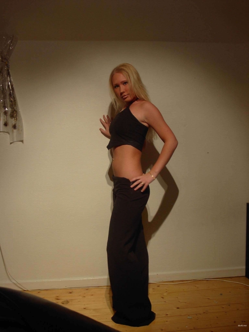 Private Photoshoot of Busty Blonde Figure Skater - Explicit Content